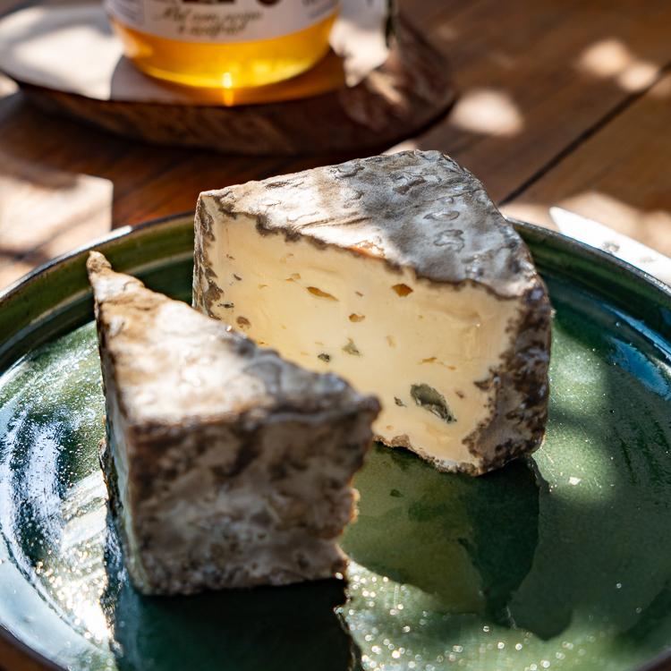 Kit Queijo Dolce Bosco e Mel com Nozes e Alçafrão