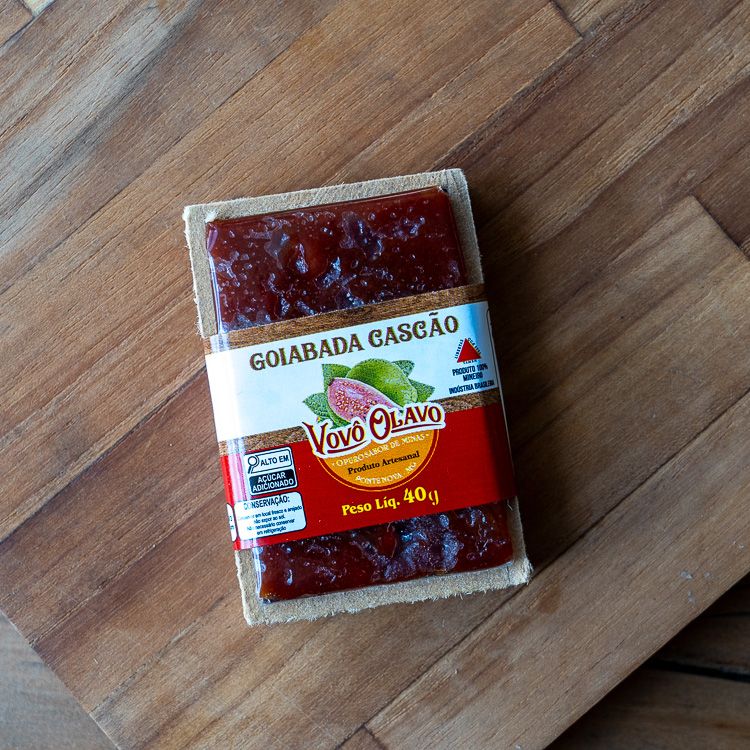 Goiabada Cascão Vovo Olavo Barra 40 Gr Cx Madeira
